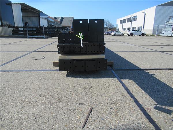 Grote foto z.g.a.n. staalconstructie 8.00 x 12.00 meter zakelijke goederen bedrijfs onroerend goed
