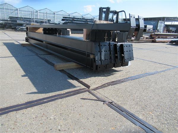 Grote foto z.g.a.n. staalconstructie 8.00 x 12.00 meter zakelijke goederen bedrijfs onroerend goed