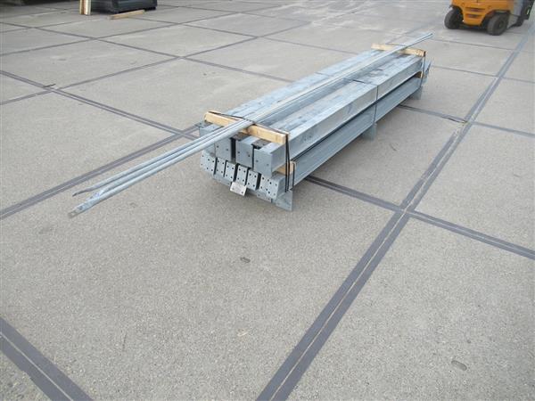 Grote foto gebruikte staalconstructie 6.30 x 12.00 meter zakelijke goederen bedrijfs onroerend goed