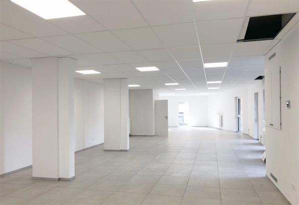 Grote foto bastogne commerc ruimte of kantoor in centrum bedrijfspanden bedrijfsruimte te koop