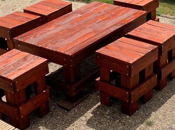 Grote foto voor in tuin 6 krukjes tafel en bijzettafeltje tuin en terras tuinmeubelen toebehoren