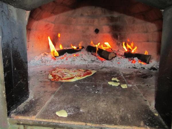 Grote foto originele steenoven pizza oven houtoven 80cm hobby en vrije tijd diversen