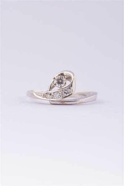 Grote foto wit gouden slag ring met 4 briljanten kleding dames sieraden