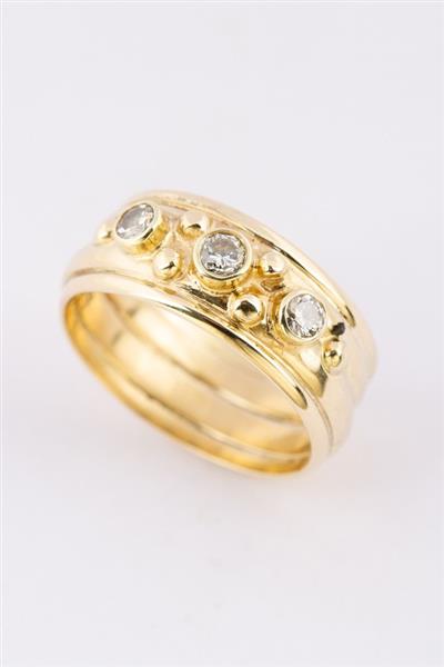 Grote foto gouden band ring met 3 briljanten kleding dames sieraden