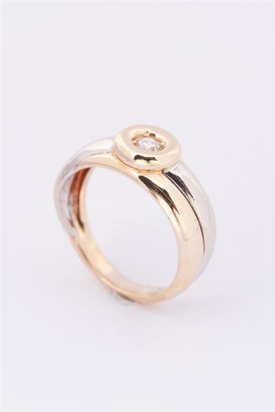 Grote foto wit geel gouden ring met een briljant kleding dames sieraden