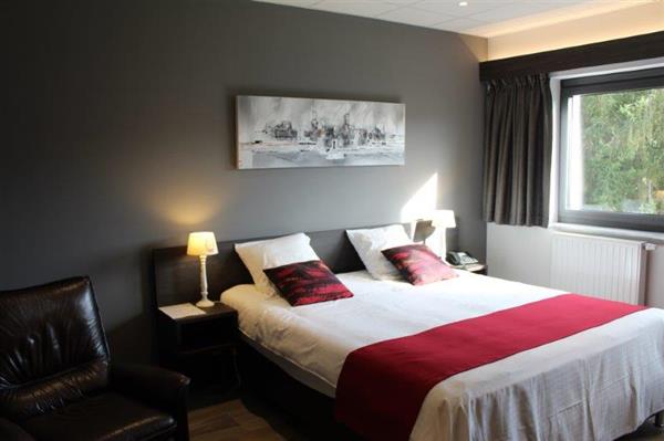 Grote foto suxy nabij orval hotel met brasserie appart bedrijfspanden horecapanden te koop
