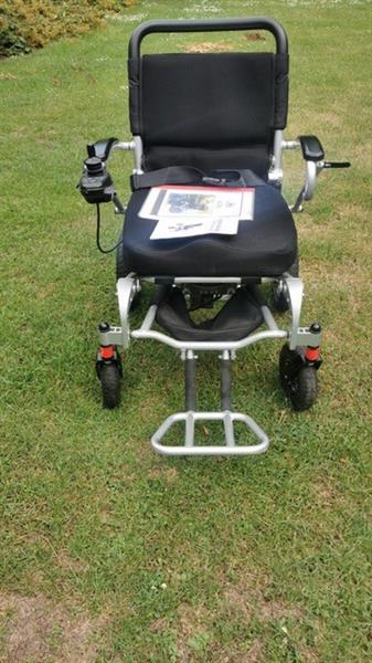 Grote foto elektrische plooibare rolstoel op afstand diversen rolstoelen