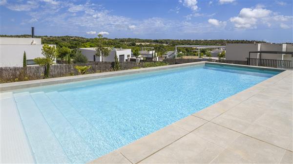 Grote foto luxe villa met 3slaapkamers te las colinas golf huizen en kamers nieuw europa