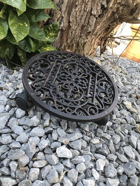 Grote foto bloemen trolley mandala ronde gietijzeren in antiek bruin tuin en terras overige tuin en terras