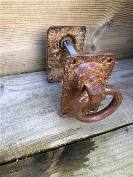 Grote foto rustieke ringen set als deursluiter poortsluiter prachtig nostalgisch rust brown doe het zelf en verbouw materialen en producten