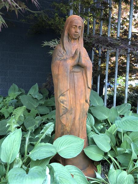 Grote foto moeder maria mother mary groot vol stenen beeld oxide. tuin en terras tuindecoratie