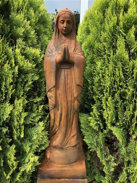 Grote foto moeder maria mother mary groot vol stenen beeld oxide. tuin en terras tuindecoratie