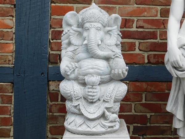 Grote foto beeld ganesha 1 de god van de wijsheid welvaart en geluk vol steen tuin en terras tuindecoratie