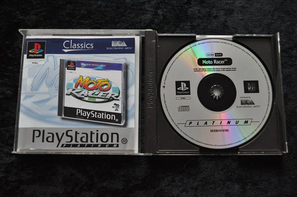 Grote foto moto racer playstation 1 ps1 platinum classics spelcomputers games overige playstation games