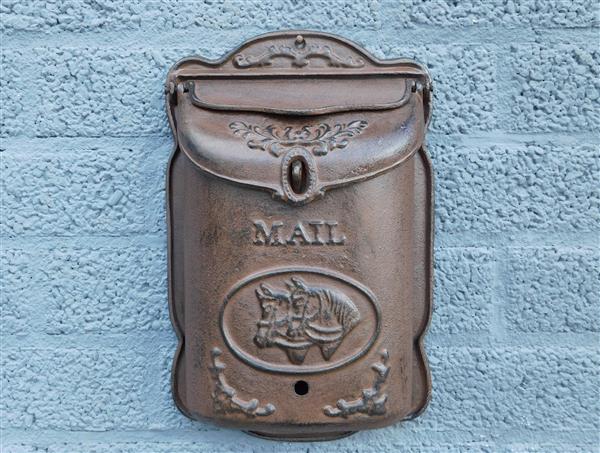 Grote foto brievenbus mailbox gietijzer bruin tuin en terras overige tuin en terras