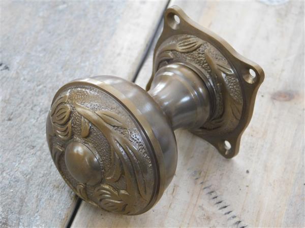 Grote foto deurknop met art nouveau lilies antiek messing rozet knop vast doe het zelf en verbouw materialen en producten