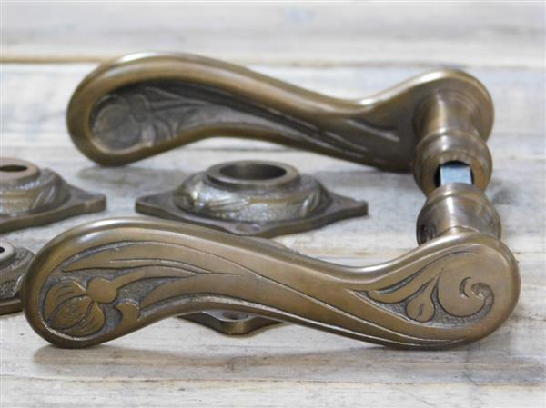 Grote foto art nouveau deurbeslagset rozetten set voor binnendeuren messing. doe het zelf en verbouw materialen en producten