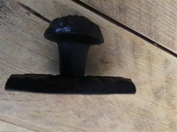 Grote foto 1 deurknop bommel gietijzer zwart doe het zelf en verbouw materialen en producten
