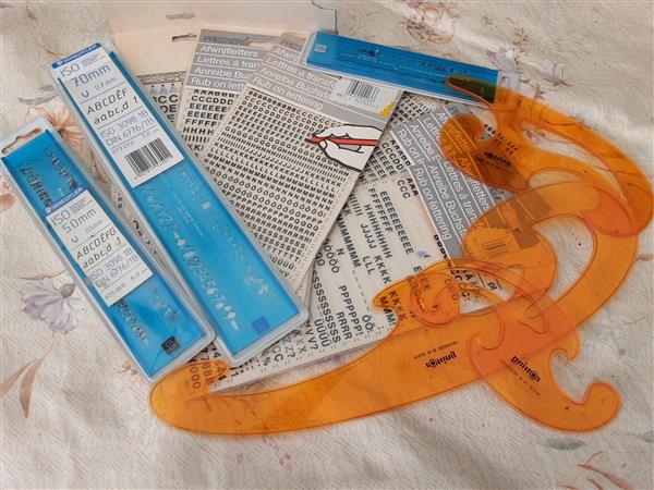 Grote foto tekenplaat diversen schoolbenodigdheden