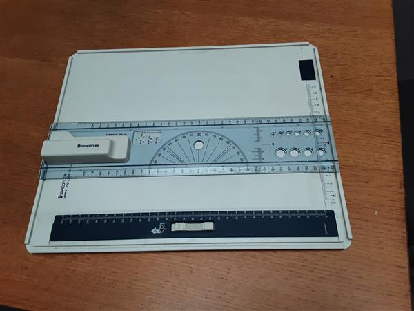 Grote foto tekenplaat diversen schoolbenodigdheden