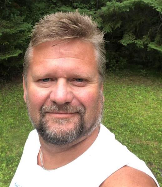 Grote foto nu wil ik de juiste keus maken contacten en berichten man zoekt vrouw