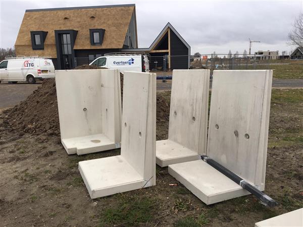 Grote foto megablok betonblok betonplaat keerwand stelcon dieren en toebehoren overige dierverblijven