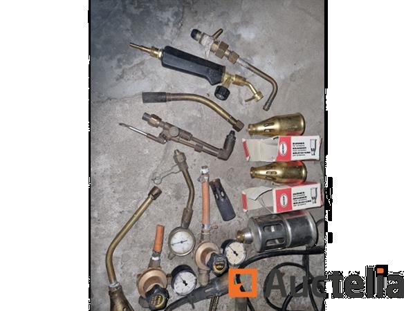 Grote foto lassen apparatuur lasapparaat gasbrander uitloop elektrode doe het zelf en verbouw ijzerwaren en bevestigingsmiddelen