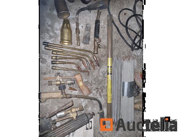 Grote foto lassen apparatuur lasapparaat gasbrander uitloop elektrode doe het zelf en verbouw ijzerwaren en bevestigingsmiddelen