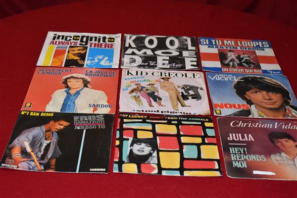 Grote foto vintage 45t vinylsingels cd en dvd singles