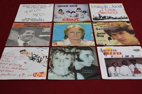 Grote foto vintage 45t vinylsingels cd en dvd singles