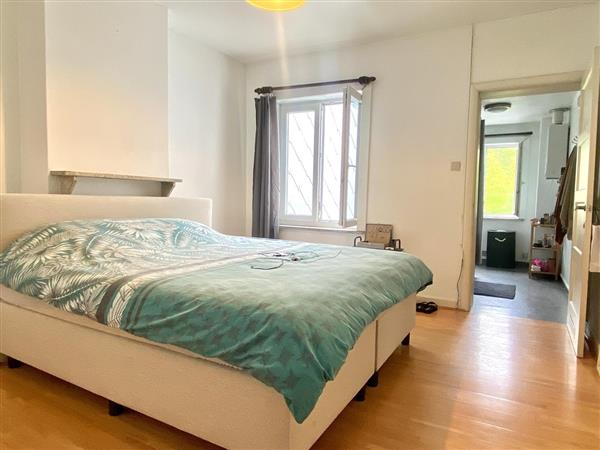 Grote foto tussenwoning centrum kortrijk met tuintje huizen en kamers tussenwoningen