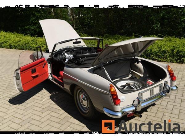 Grote foto oldtimer mg b roadster 1973 auto mg