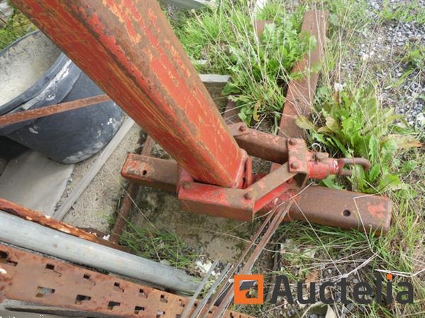 Grote foto kraanbak stijgt pallet doe het zelf en verbouw aanbouwdelen