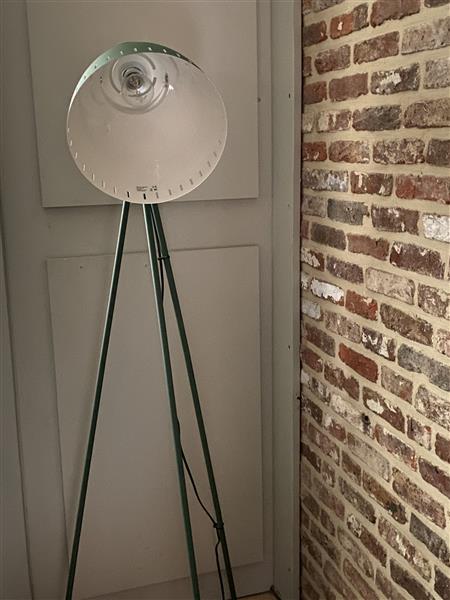 Grote foto groene staanlamp huis en inrichting vloerlampen