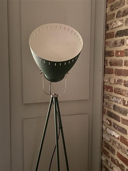 Grote foto groene staanlamp huis en inrichting vloerlampen