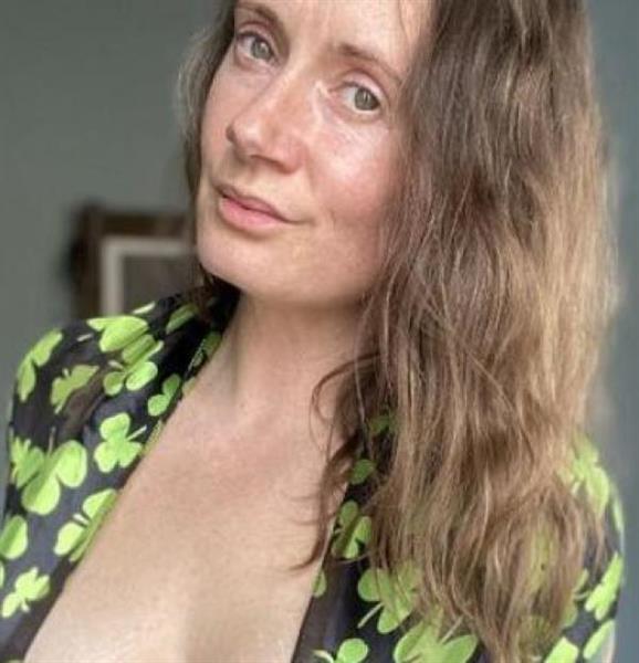 Grote foto samen leuke fijne dingen doen contacten en berichten vrouw zoekt man