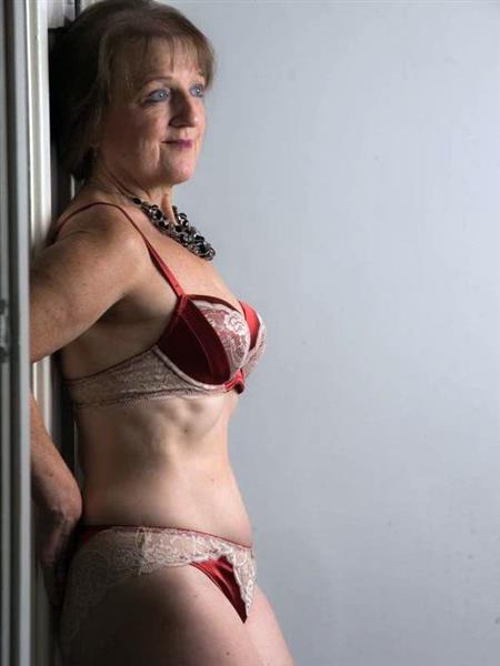 Grote foto zoek jij een ervaren vrouw van 69 erotiek contact vrouw tot man