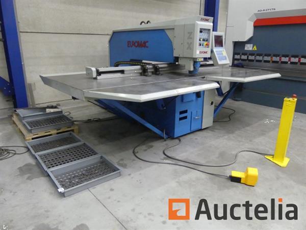 Grote foto euromac zx 1250 30 cnc ponsmachine doe het zelf en verbouw ijzerwaren en bevestigingsmiddelen
