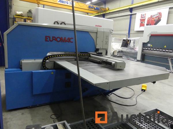Grote foto euromac zx 1250 30 cnc ponsmachine doe het zelf en verbouw ijzerwaren en bevestigingsmiddelen