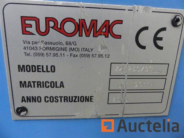 Grote foto euromac zx 1250 30 cnc ponsmachine doe het zelf en verbouw ijzerwaren en bevestigingsmiddelen