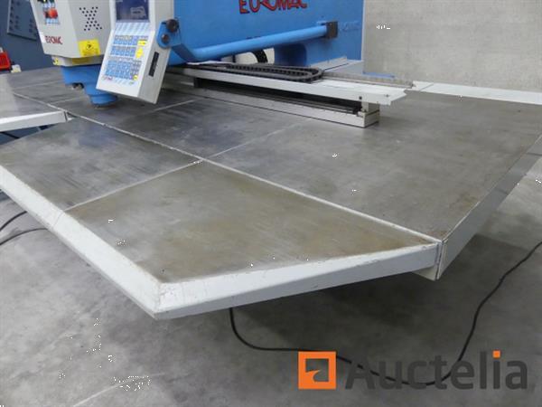 Grote foto euromac zx 1250 30 cnc ponsmachine doe het zelf en verbouw ijzerwaren en bevestigingsmiddelen