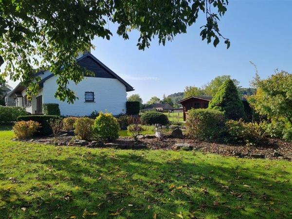 Grote foto han lesse villa met mooie tuin vfa007 huizen en kamers landhuizen