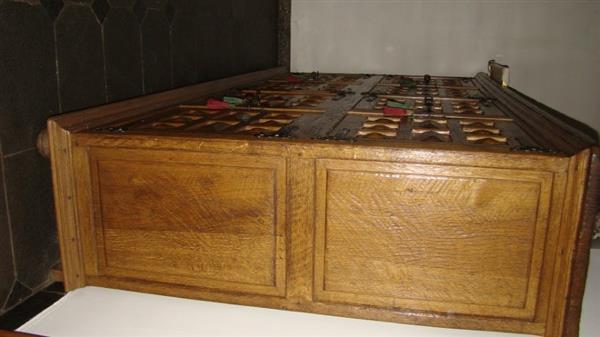 Grote foto volhouten eiken kast voor grote ruimte huis en inrichting wandmeubels