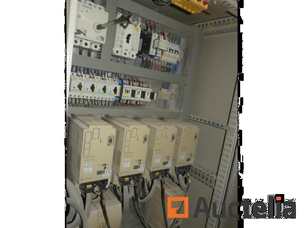 Grote foto cnc voor steenwerk z.bavelloni egar 250 4.p.1 doe het zelf en verbouw ijzerwaren en bevestigingsmiddelen