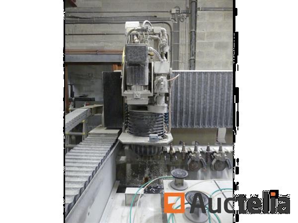 Grote foto cnc voor steenwerk z.bavelloni egar 250 4.p.1 doe het zelf en verbouw ijzerwaren en bevestigingsmiddelen