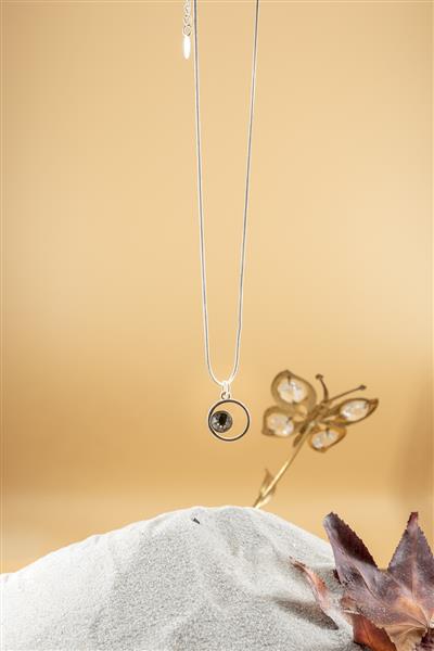 Grote foto halsketting 2 sieraden tassen en uiterlijk kettingen