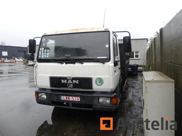 Grote foto vrachtwagen man l 90 f gordijnlade 1999 204.712 km doe het zelf en verbouw vrachtwagens